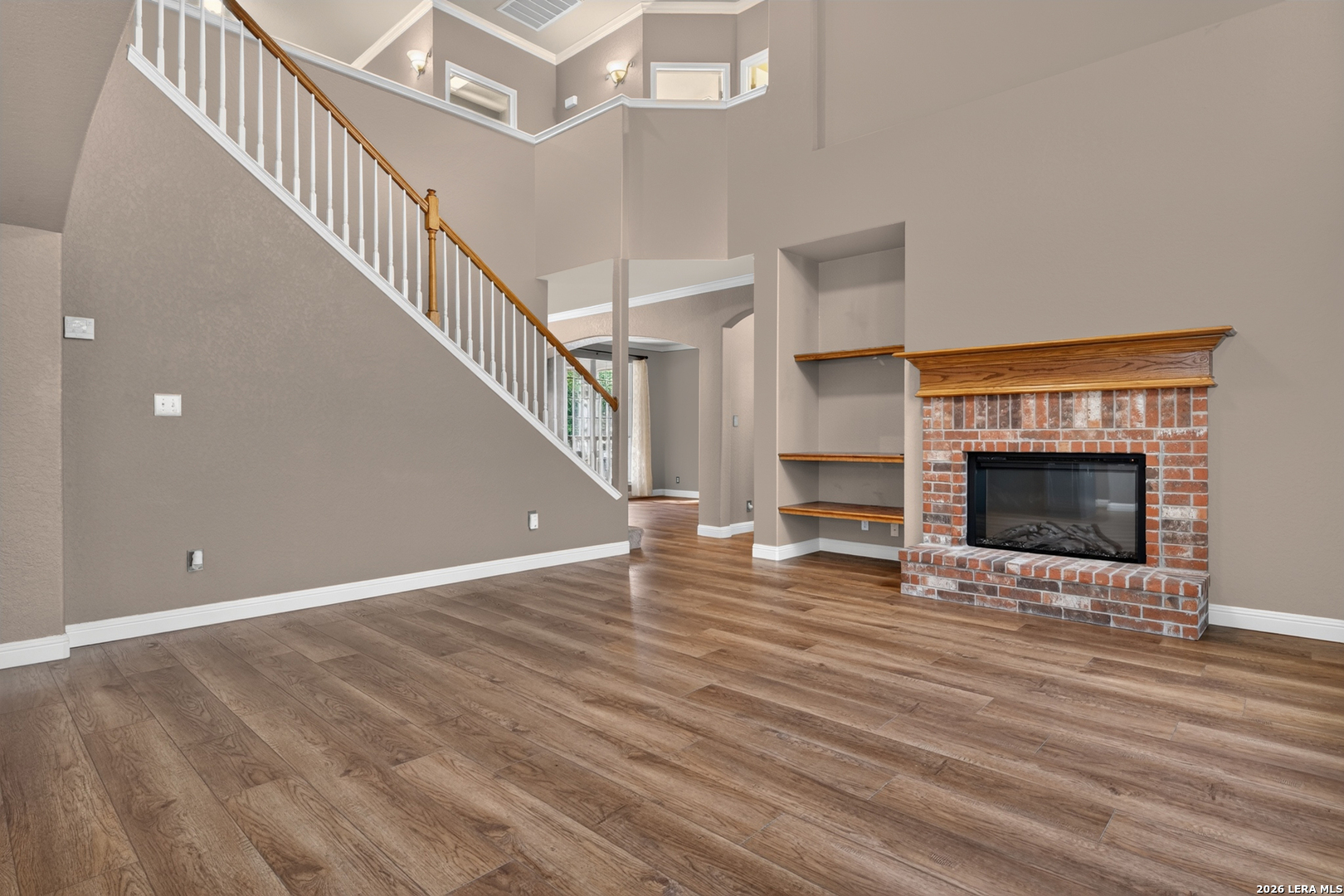 1110 CHARLISAS WAY, San Antonio, TX 78216