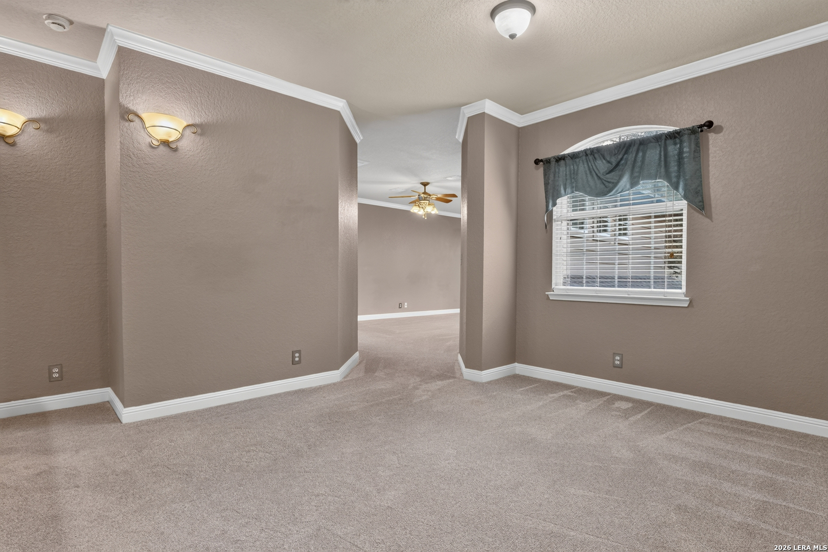 1110 CHARLISAS WAY, San Antonio, TX 78216