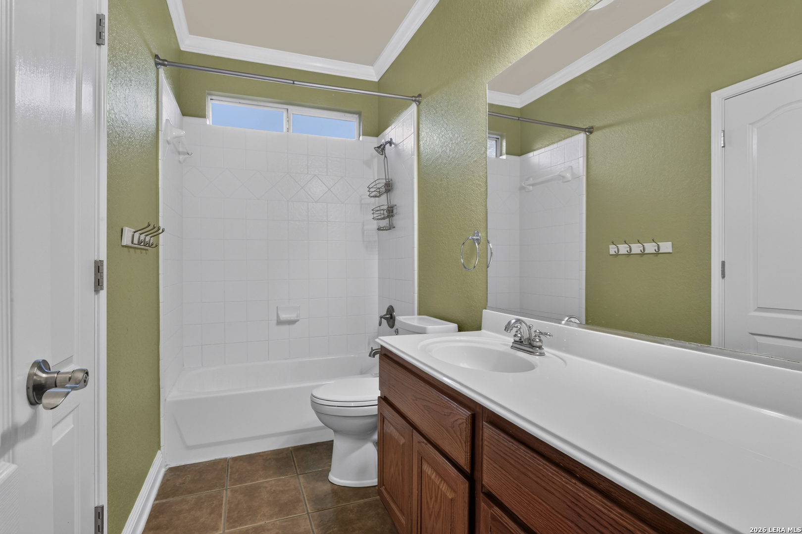 1110 CHARLISAS WAY, San Antonio, TX 78216