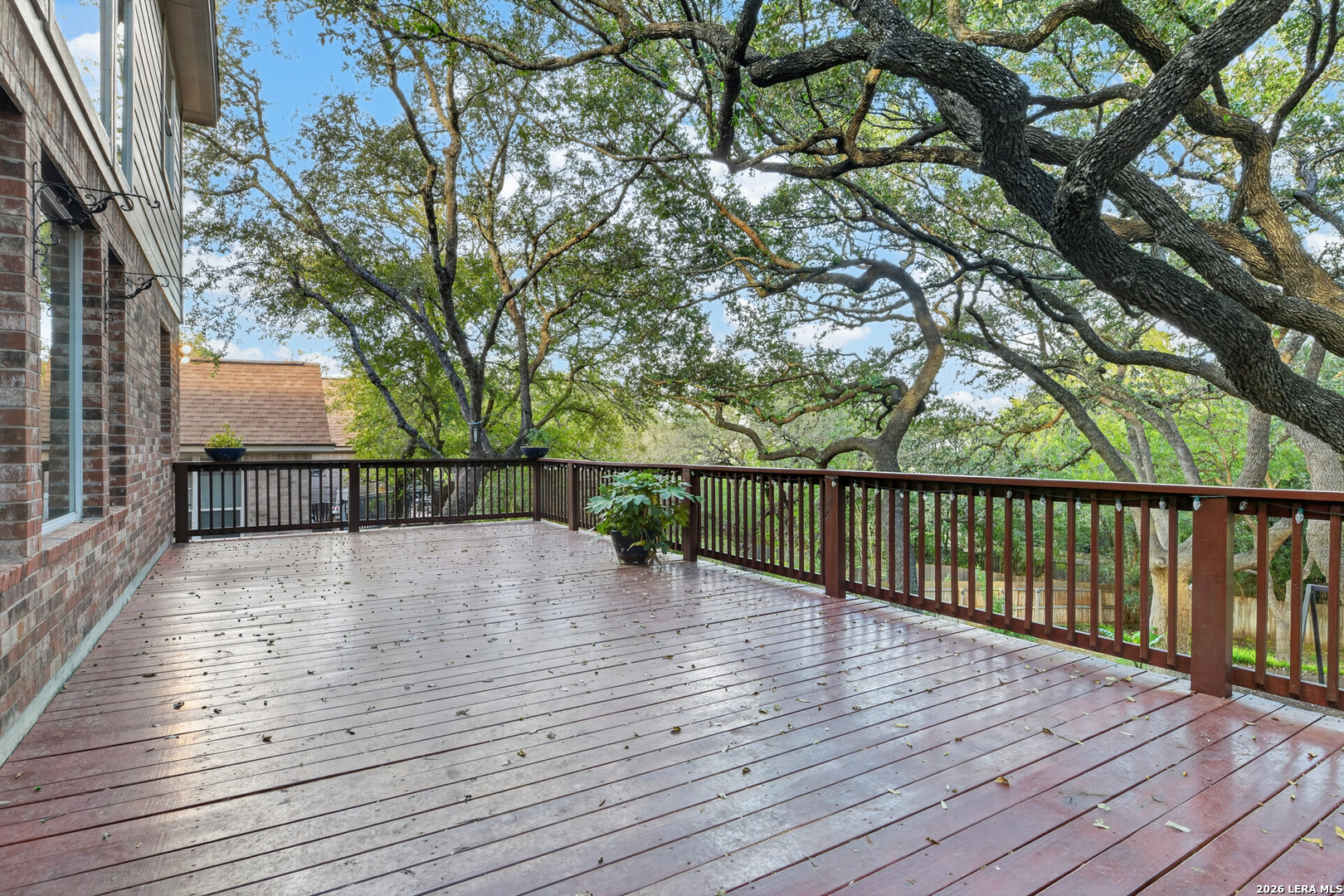1110 CHARLISAS WAY, San Antonio, TX 78216