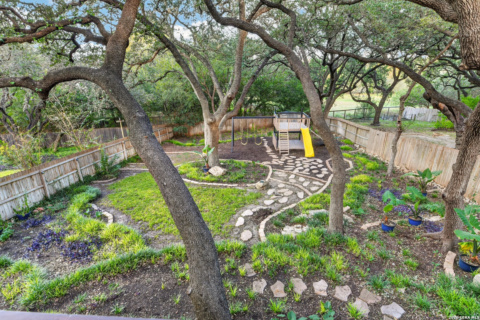 1110 CHARLISAS WAY, San Antonio, TX 78216