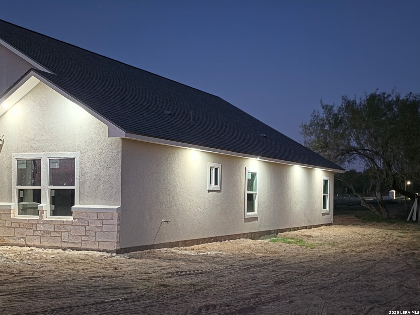 950 McConnell Rd, San Antonio, TX 78069