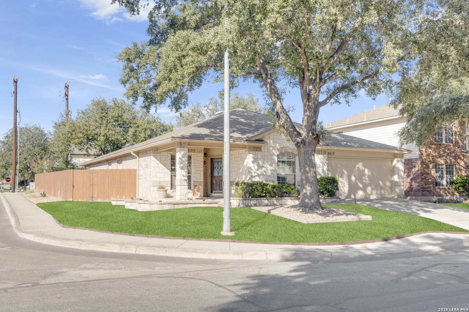 8819 Burgandy, San Antonio, TX 78240