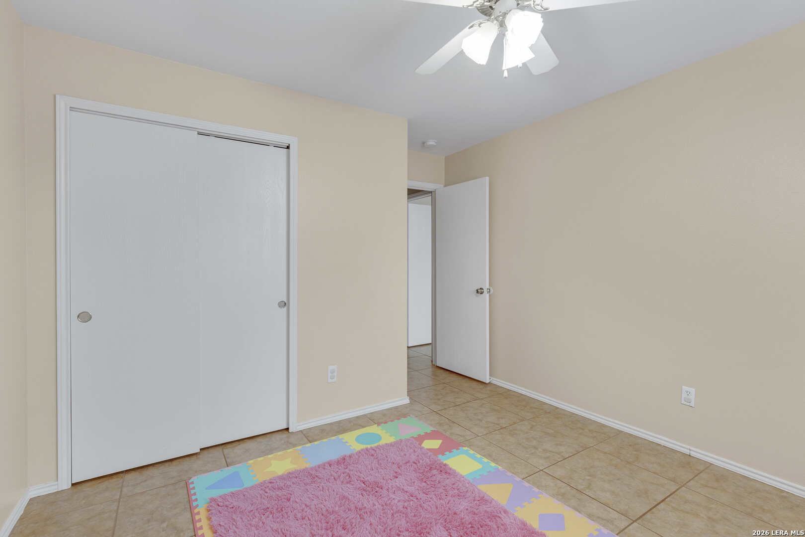 8819 Burgandy, San Antonio, TX 78240