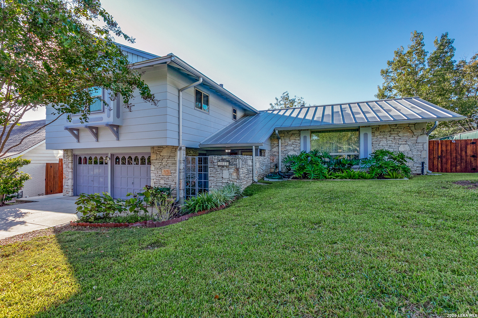3022 KNIGHT ROBIN DR, San Antonio, TX 78209