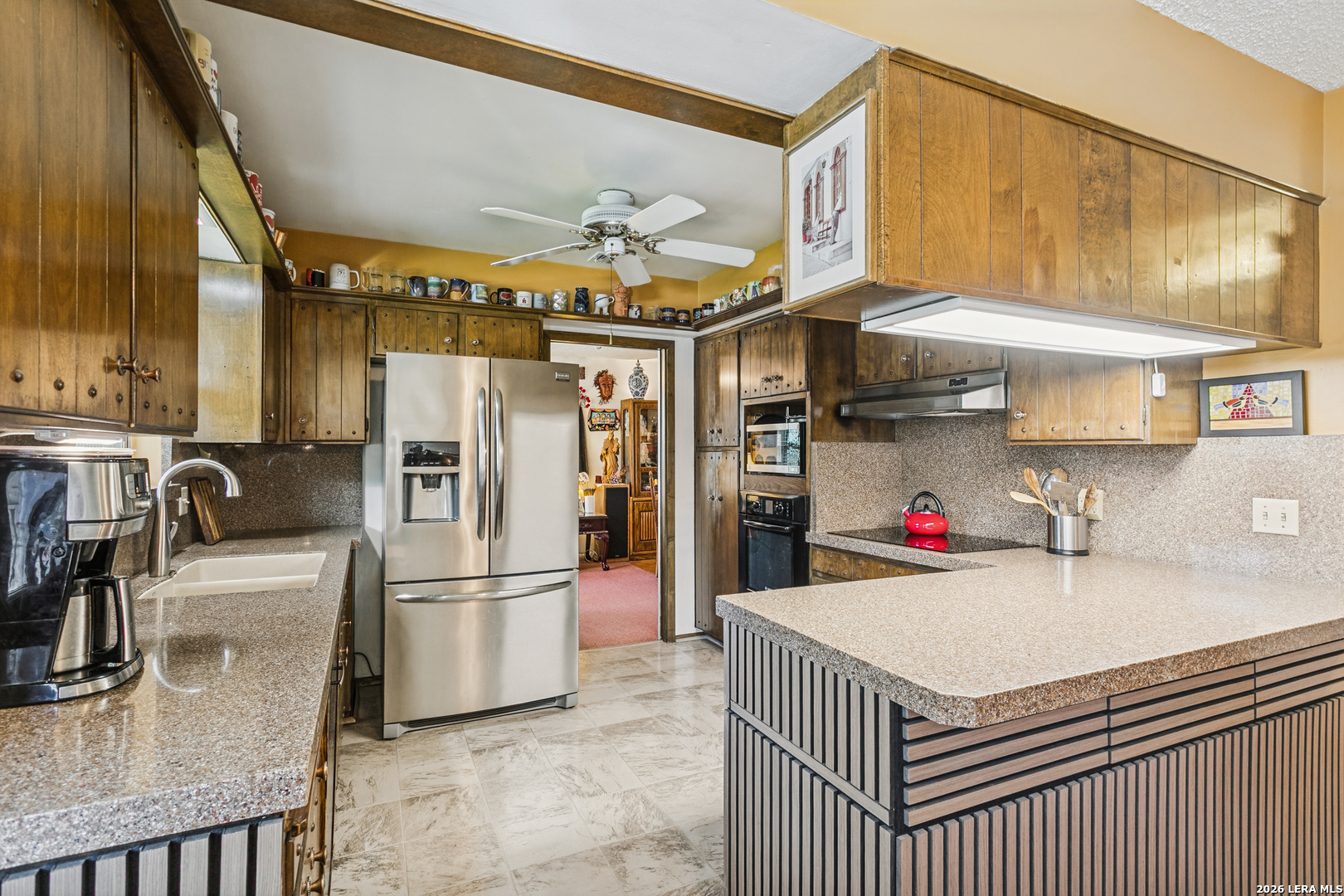 3022 KNIGHT ROBIN DR, San Antonio, TX 78209