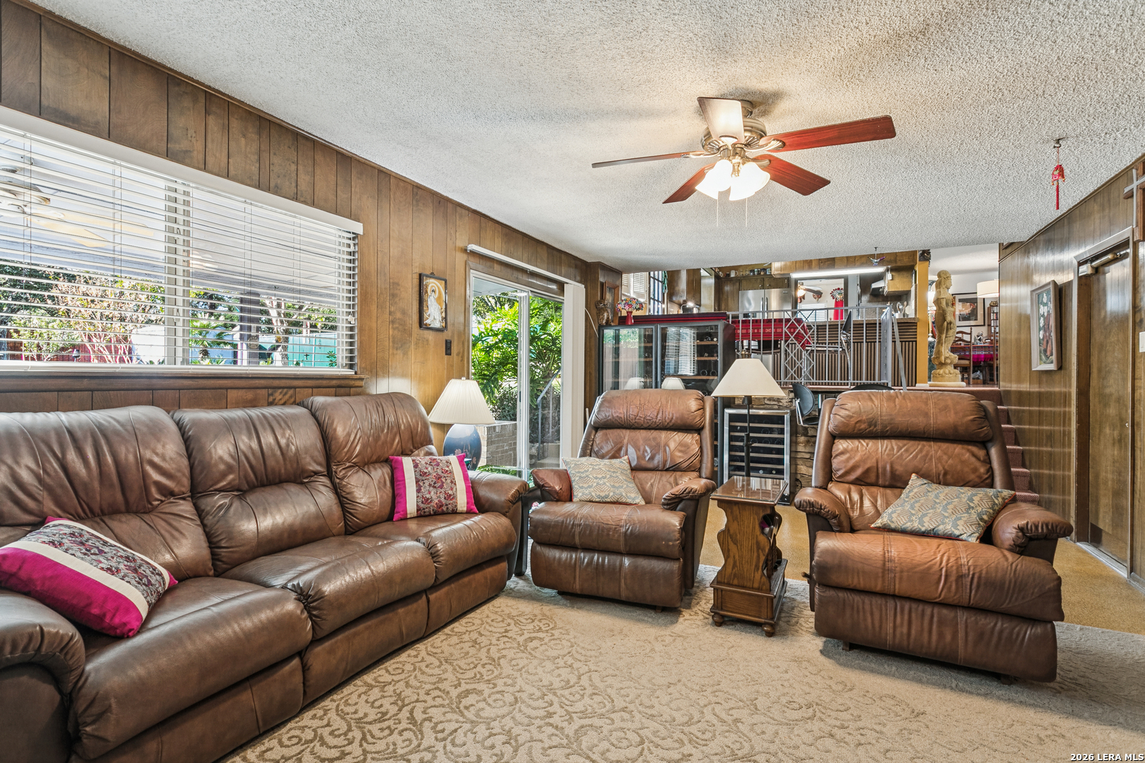 3022 KNIGHT ROBIN DR, San Antonio, TX 78209