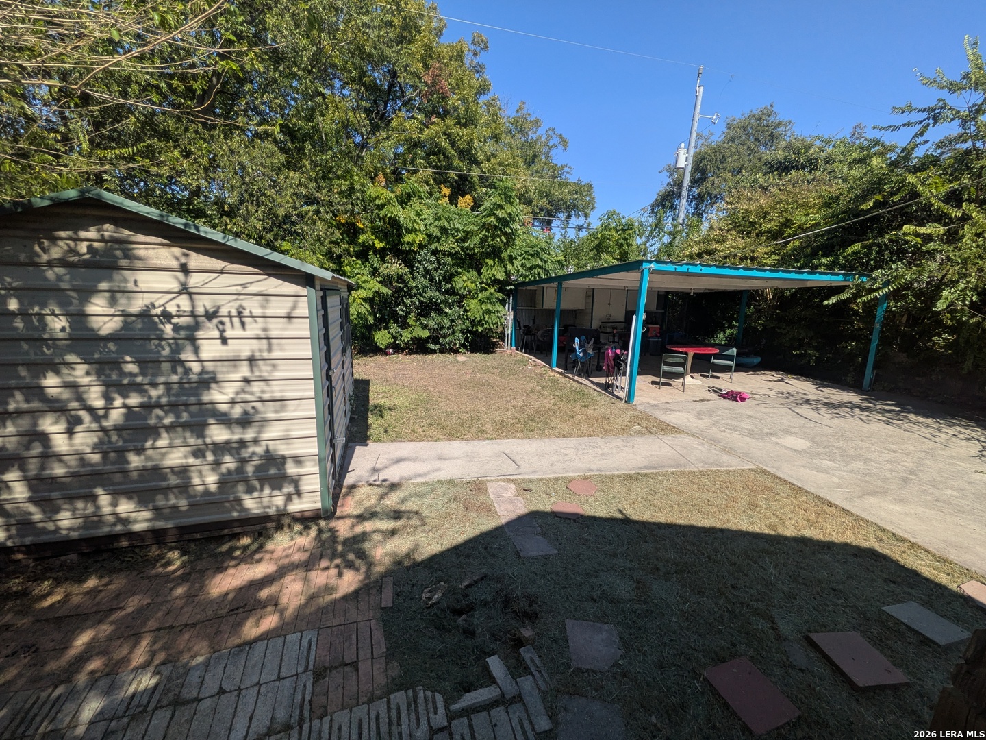 1717 W OLMOS DR, San Antonio, TX 78201