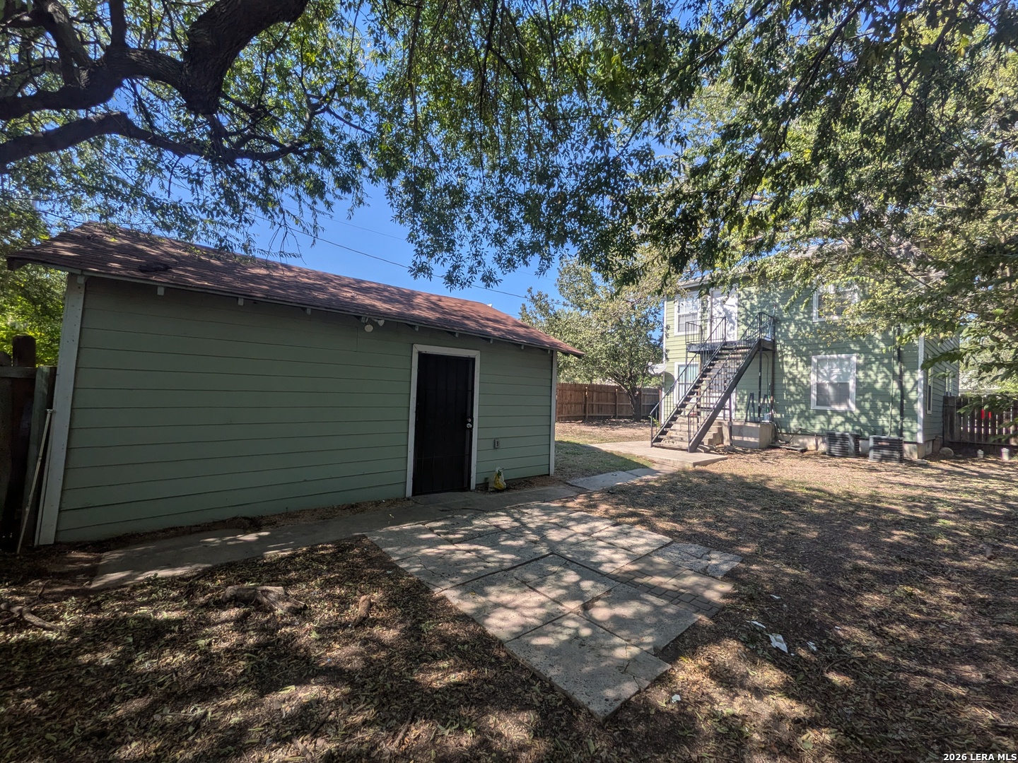 1340 W RIDGEWOOD CT, San Antonio, TX 78201