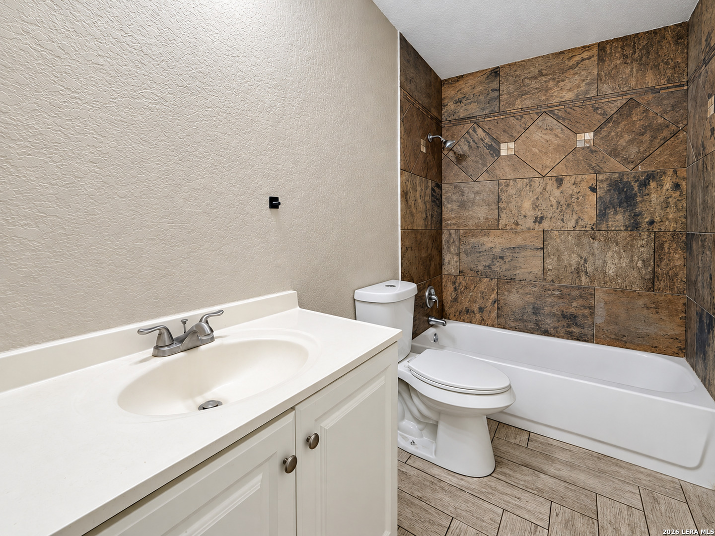 9734 Hidden Ledge, San Antonio, TX 78250