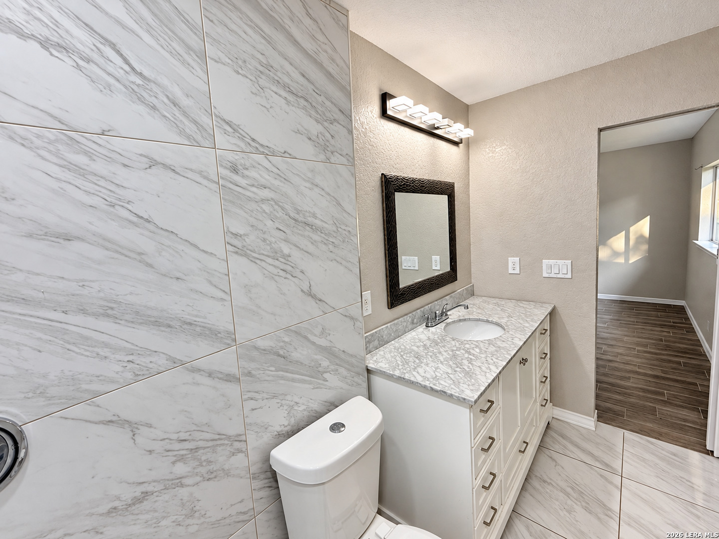 9734 Hidden Ledge, San Antonio, TX 78250