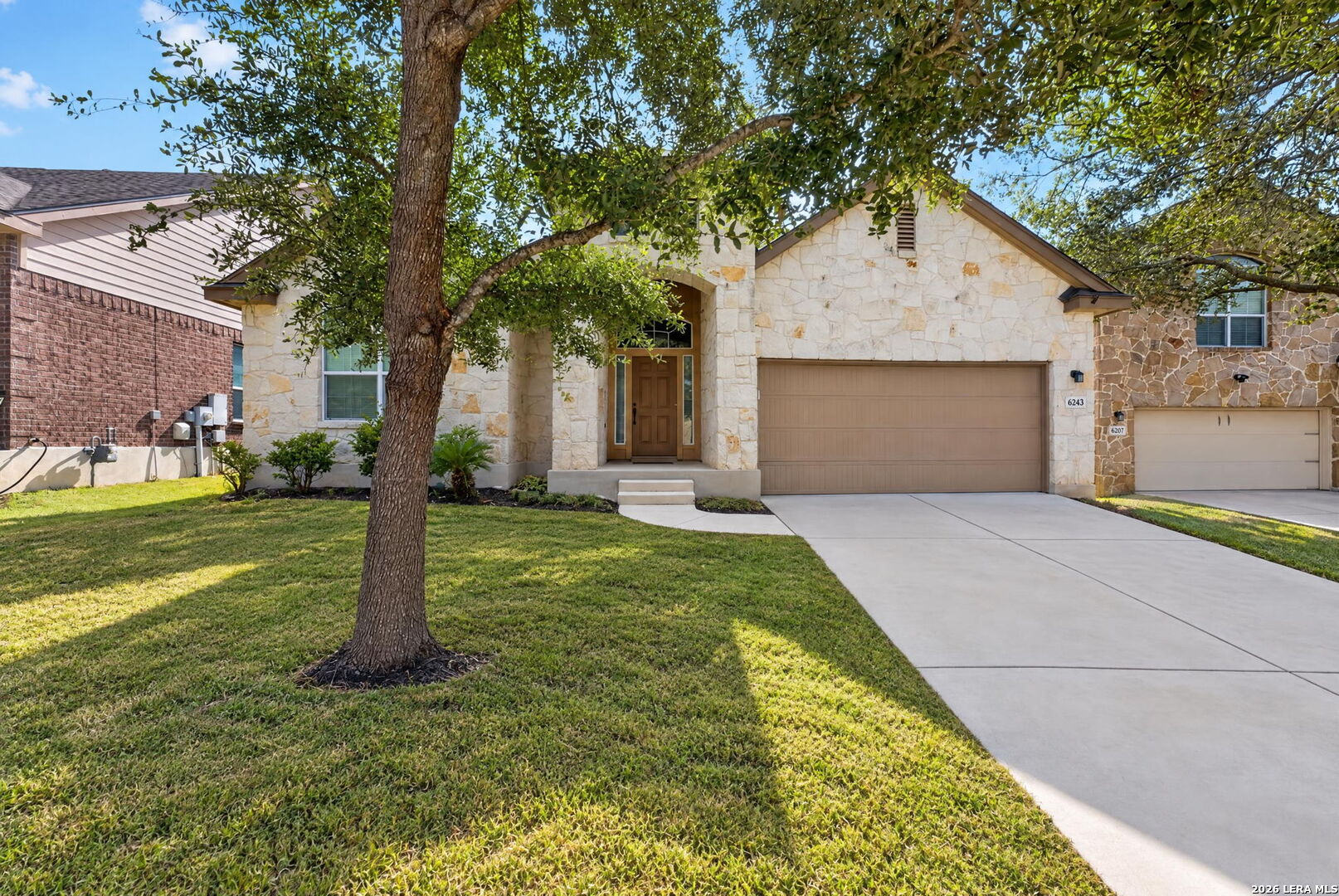6243 OZONA ML, San Antonio, TX 78253