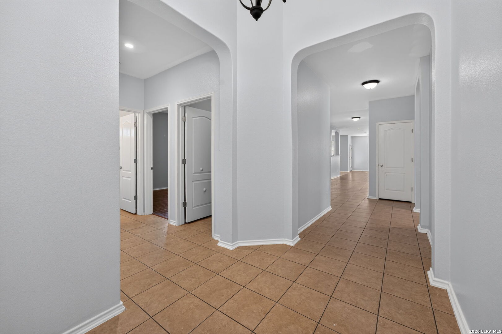 6243 OZONA ML, San Antonio, TX 78253