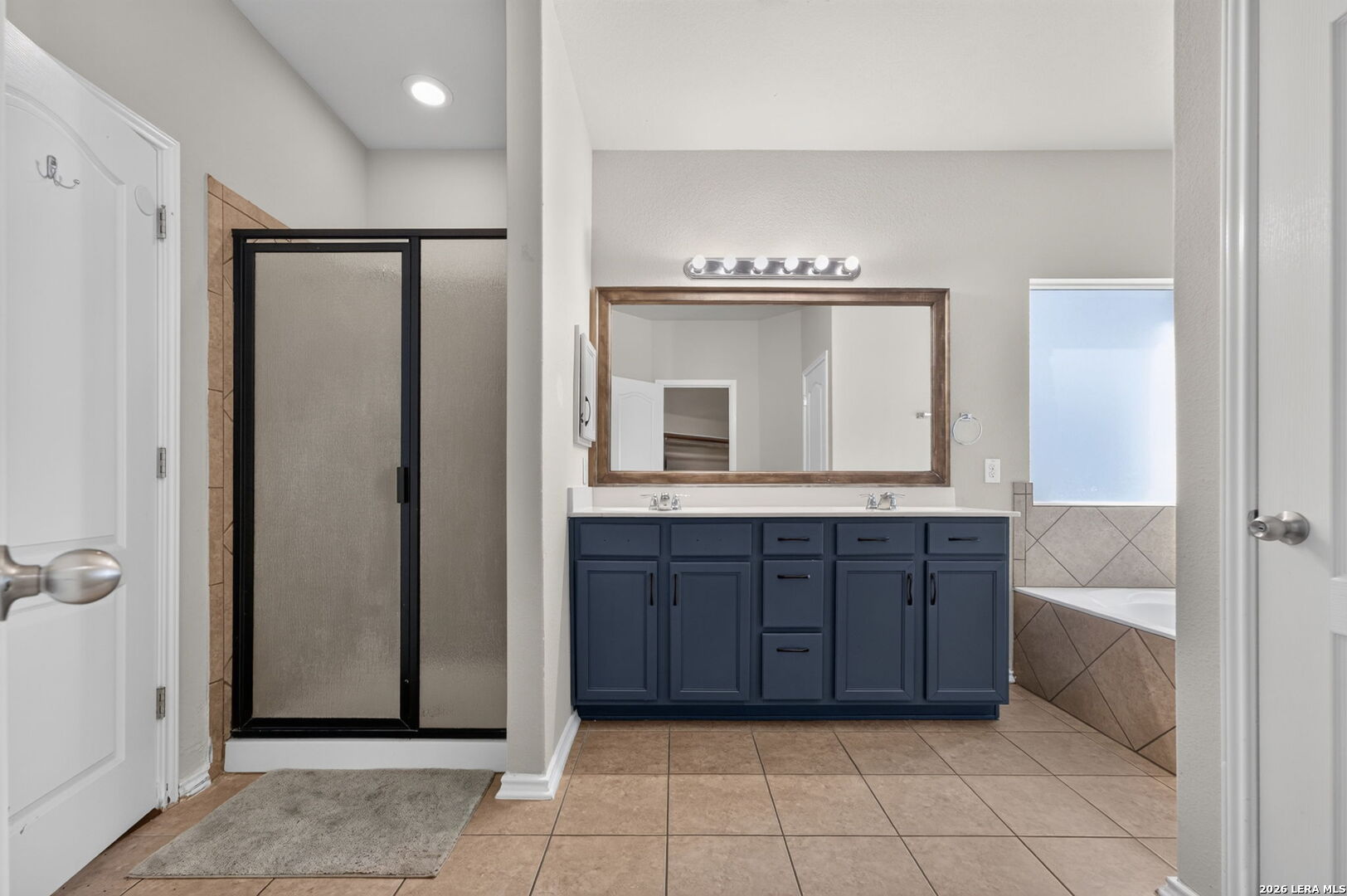 6243 OZONA ML, San Antonio, TX 78253