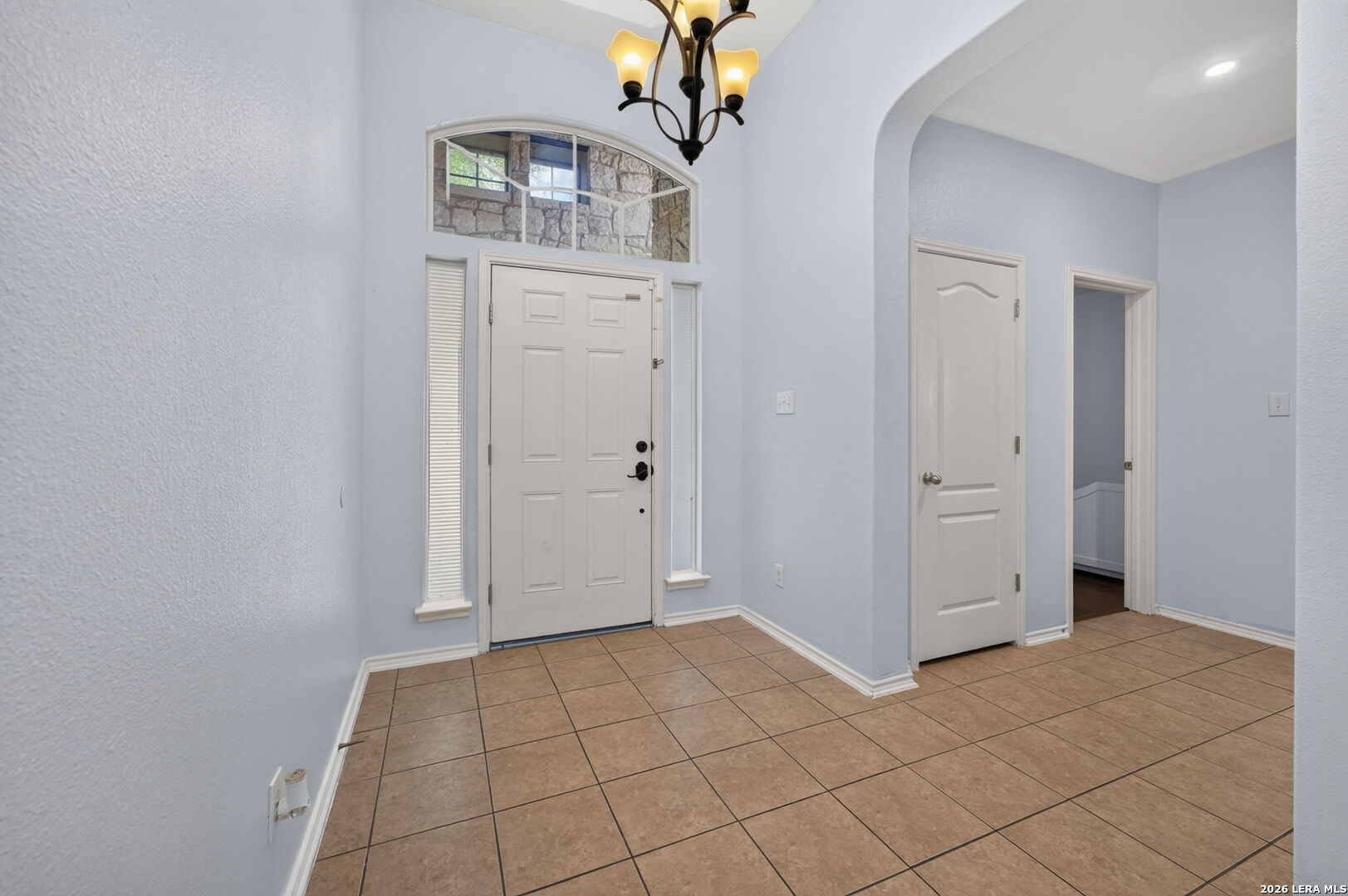 6243 OZONA ML, San Antonio, TX 78253
