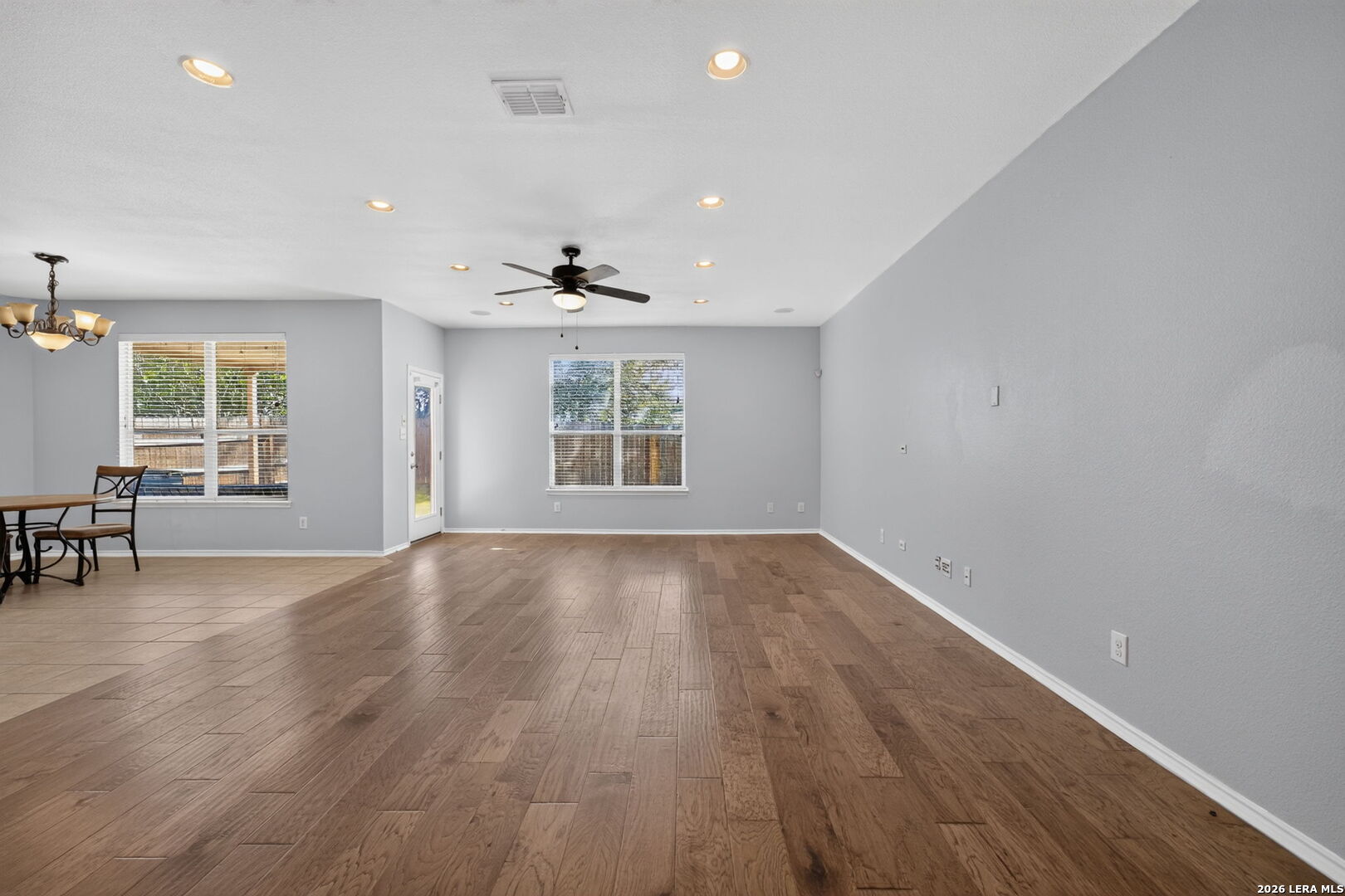 6243 OZONA ML, San Antonio, TX 78253