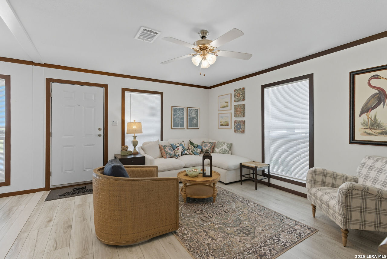 12170 Fm 1117, Seguin, TX 78155
