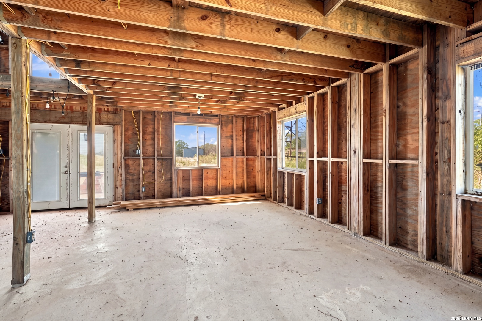 4122 W Fm 476, Poteet, TX 78065