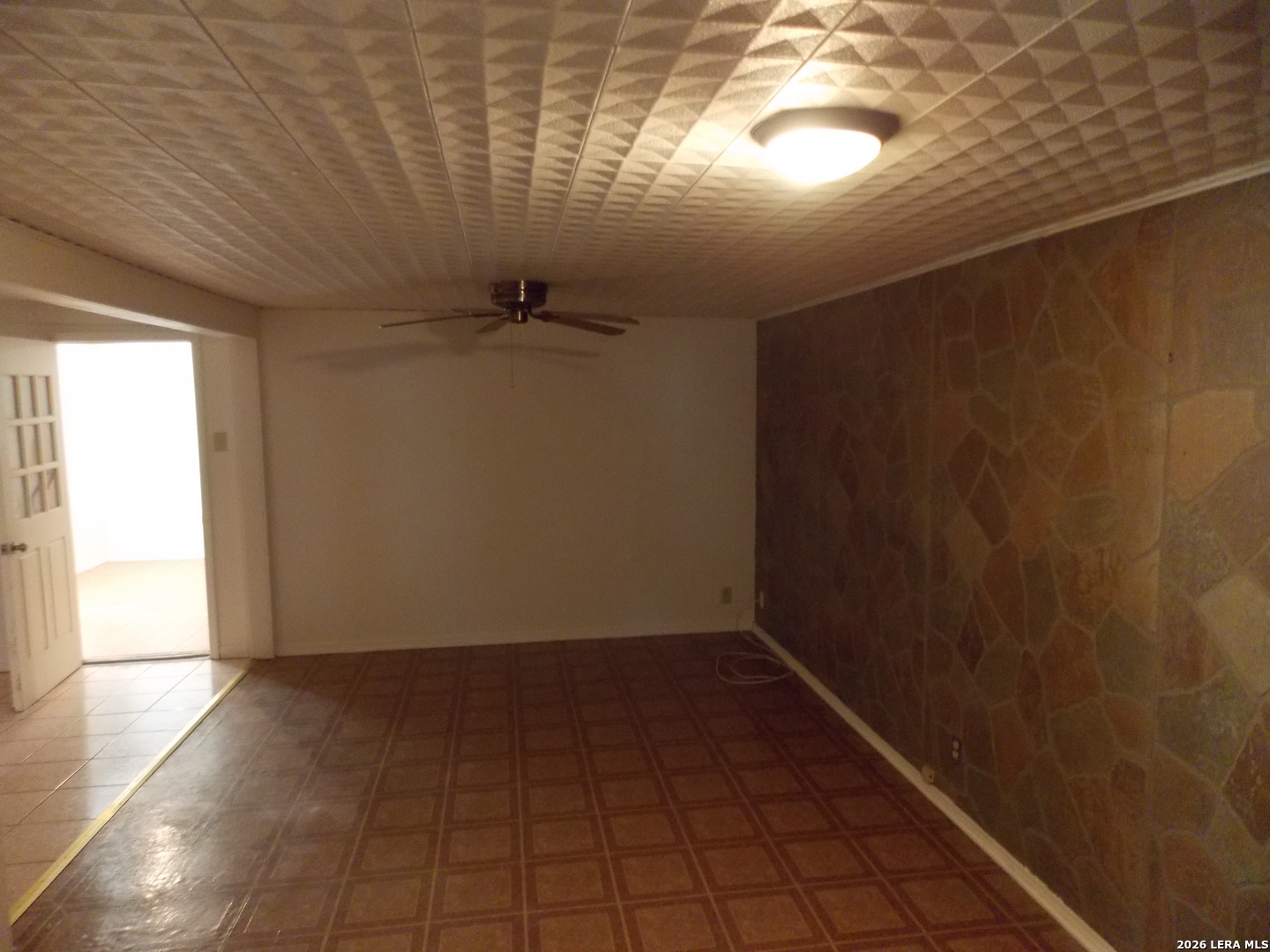 526 W ACADEMY ST, San Antonio, TX 78226