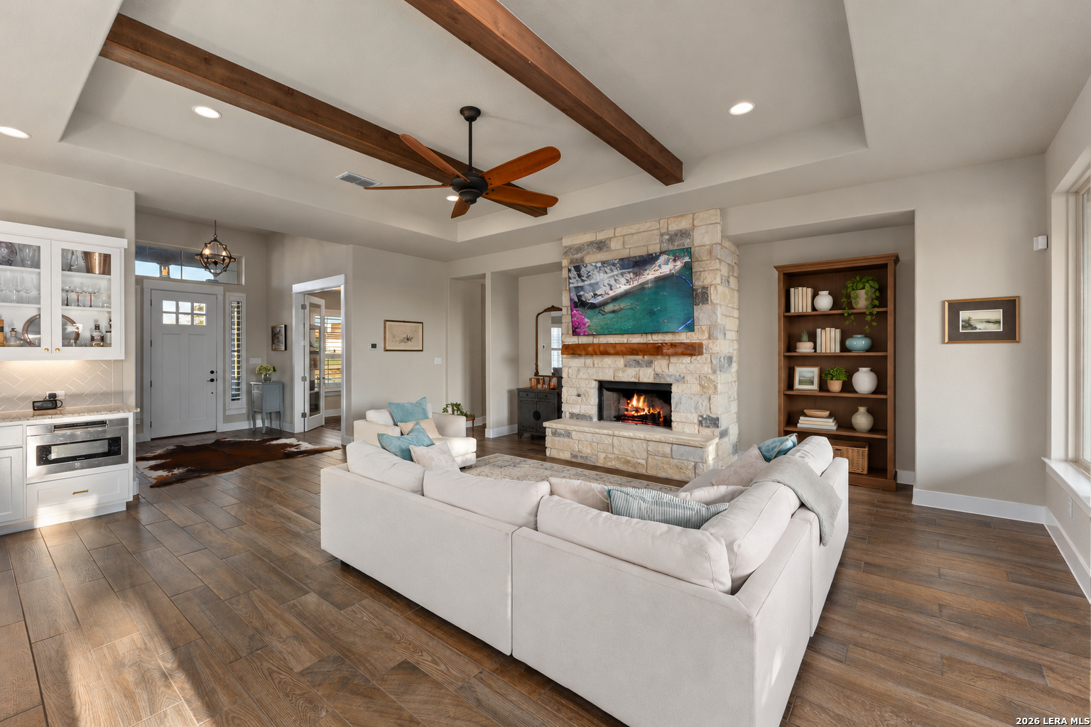 1st Living Area