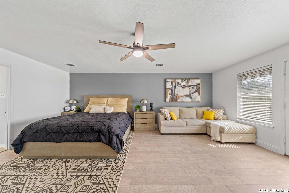 16850 Mossford, San Antonio, TX 78255