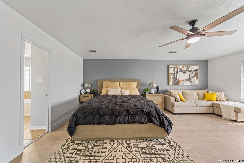 16850 Mossford, San Antonio, TX 78255