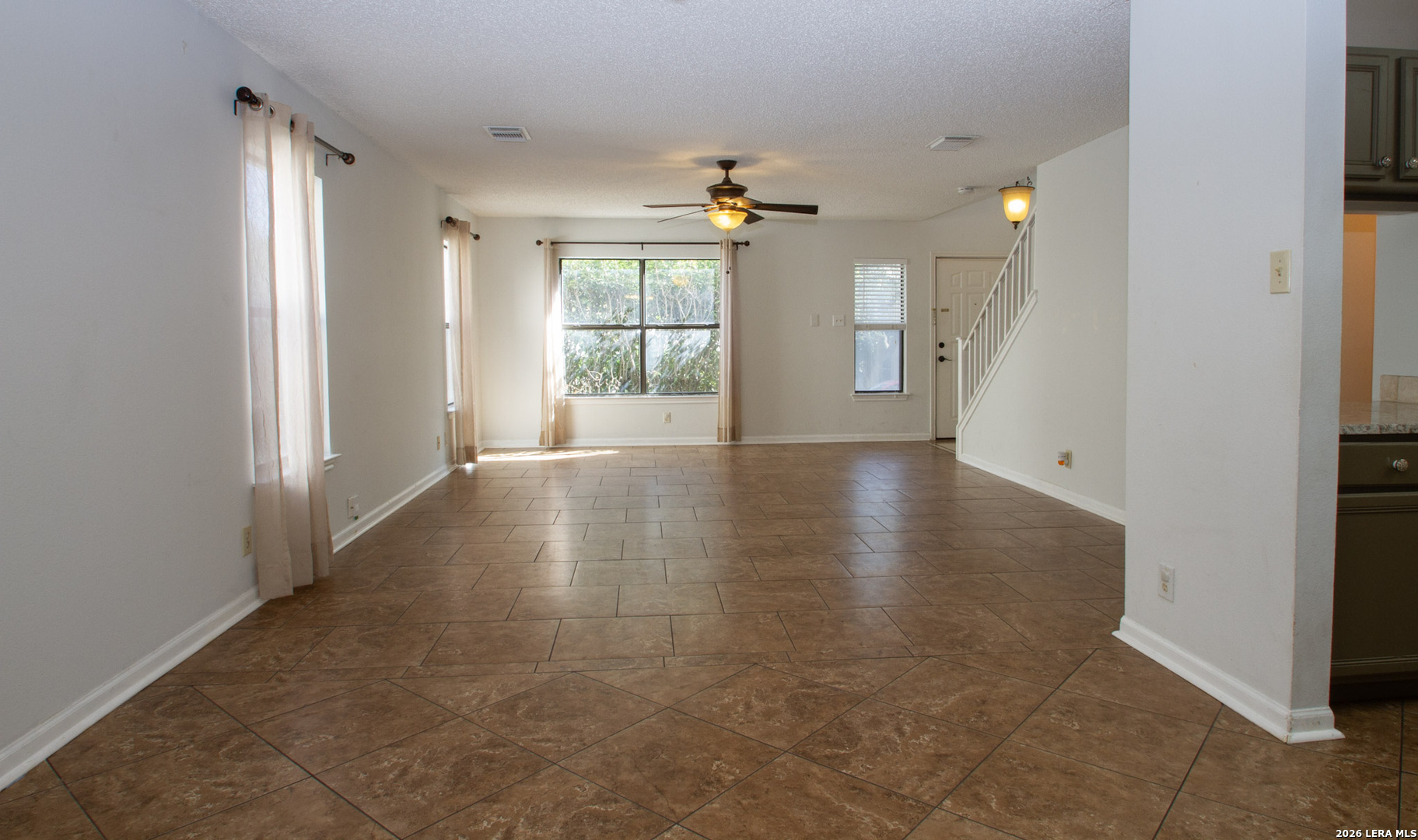 17515 EMERALD CANYON DR, San Antonio, TX 78232