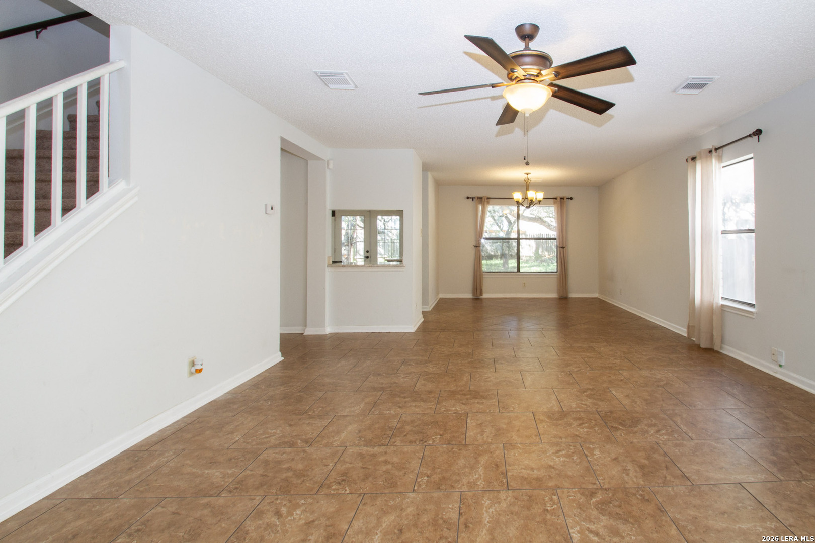 17515 EMERALD CANYON DR, San Antonio, TX 78232