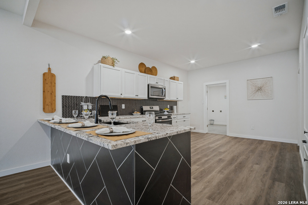 1149 E Highland Blvd, San Antonio, TX 78210