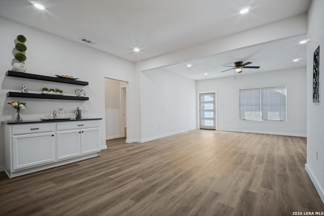 1149 E Highland Blvd, San Antonio, TX 78210