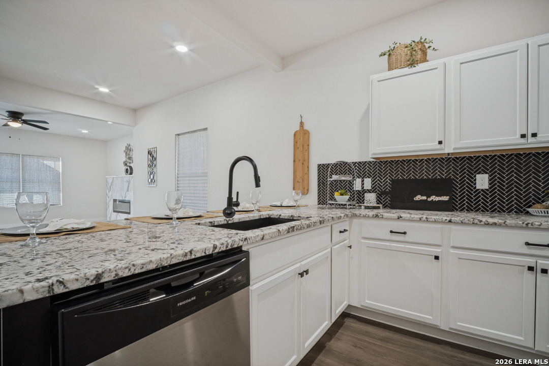 1149 E Highland Blvd, San Antonio, TX 78210