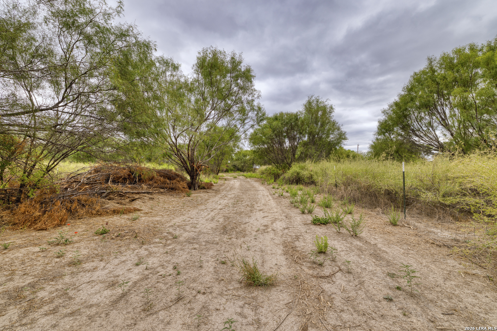 2421 FM 582, Crystal City, TX 78839