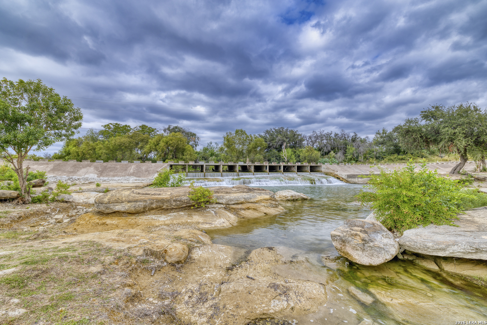 2421 FM 582, Crystal City, TX 78839