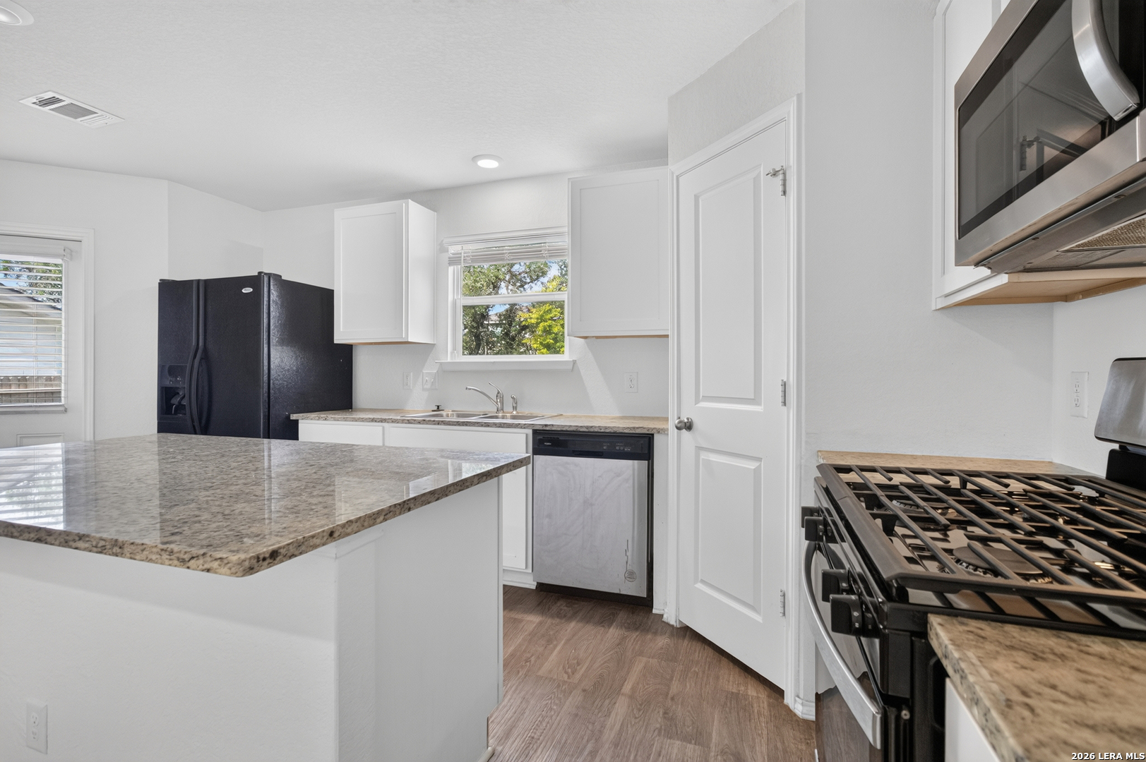 1033 Pacific Monarch, San Antonio, TX 78253
