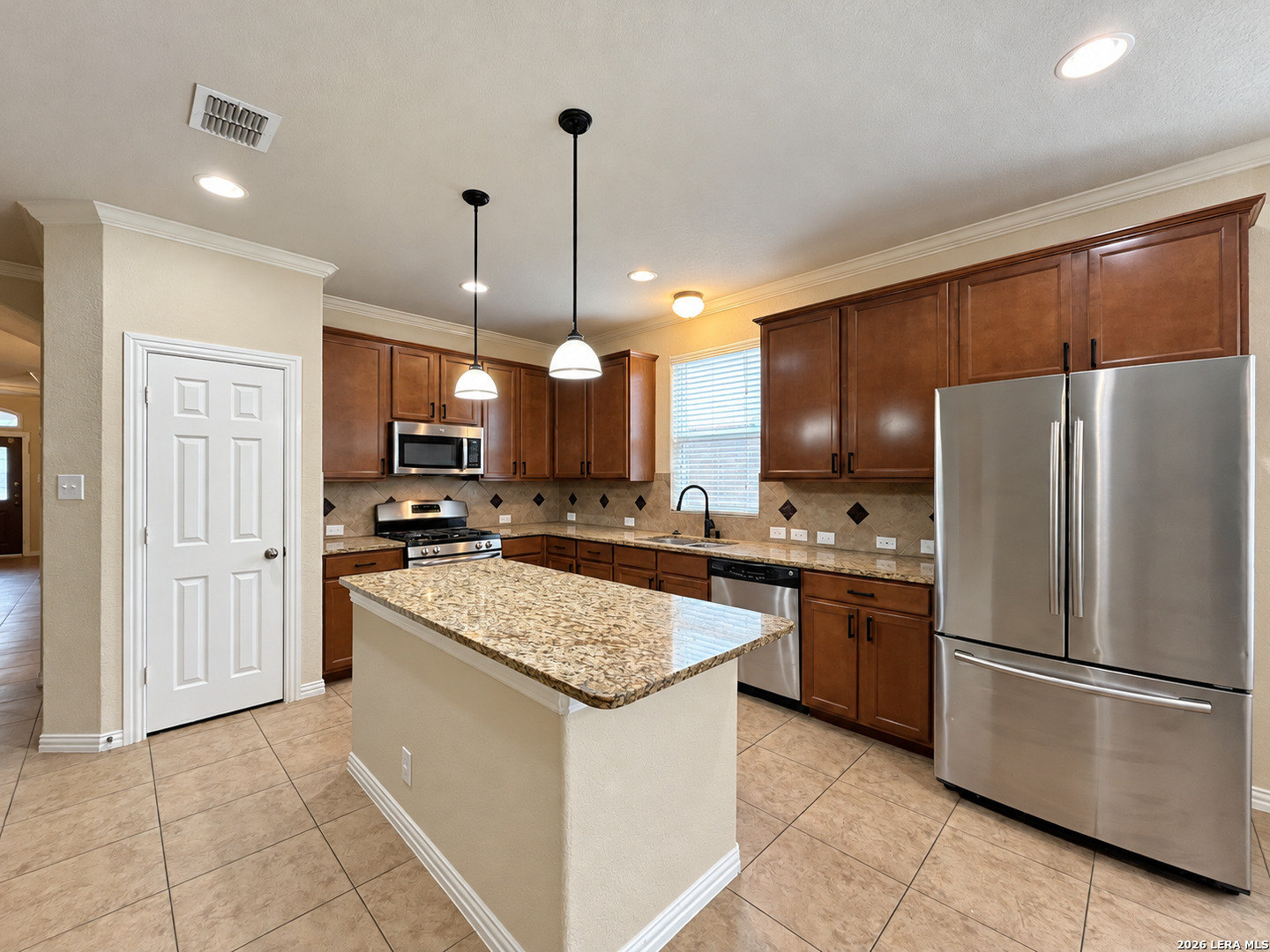 3523 Arroyo Alamo, San Antonio, TX 78253