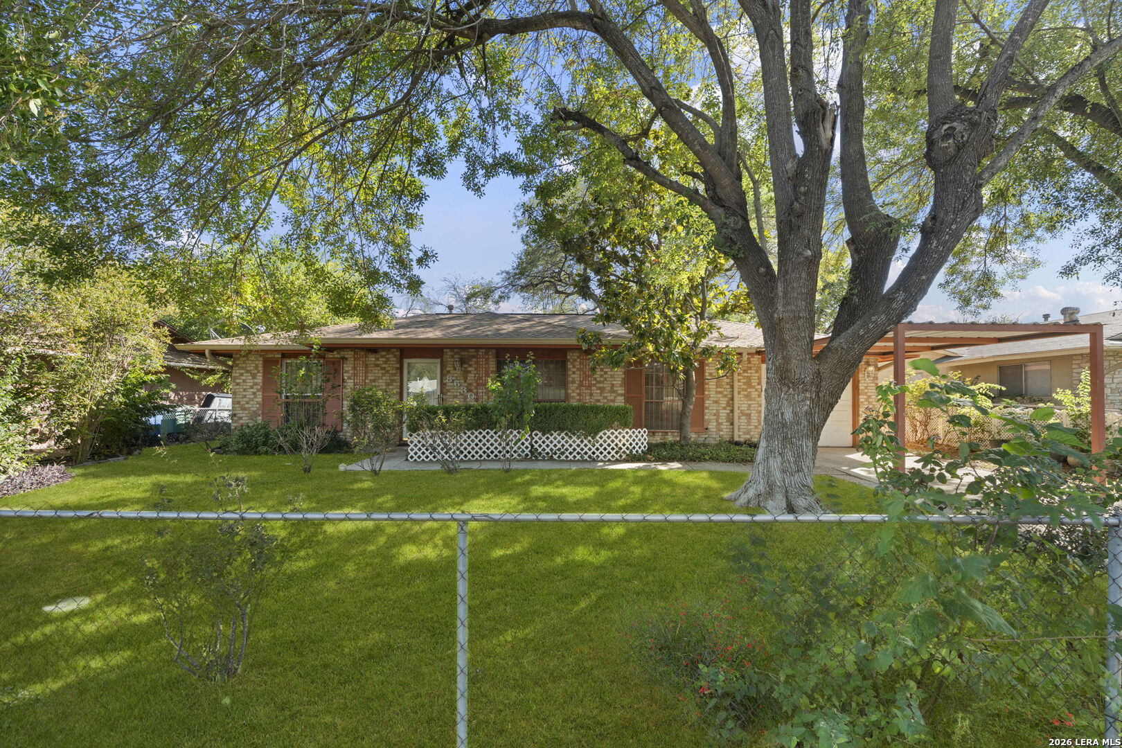 8630 Bravo Valley Street, San Antonio, TX 78227