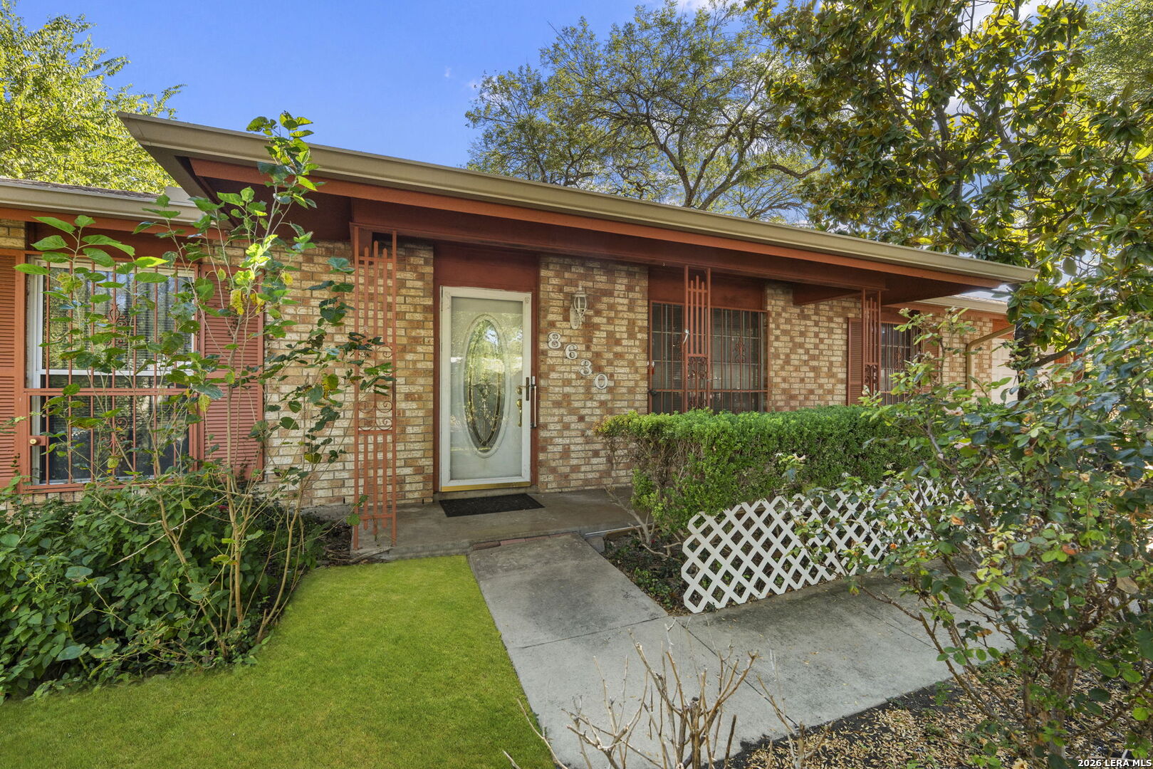 8630 Bravo Valley Street, San Antonio, TX 78227