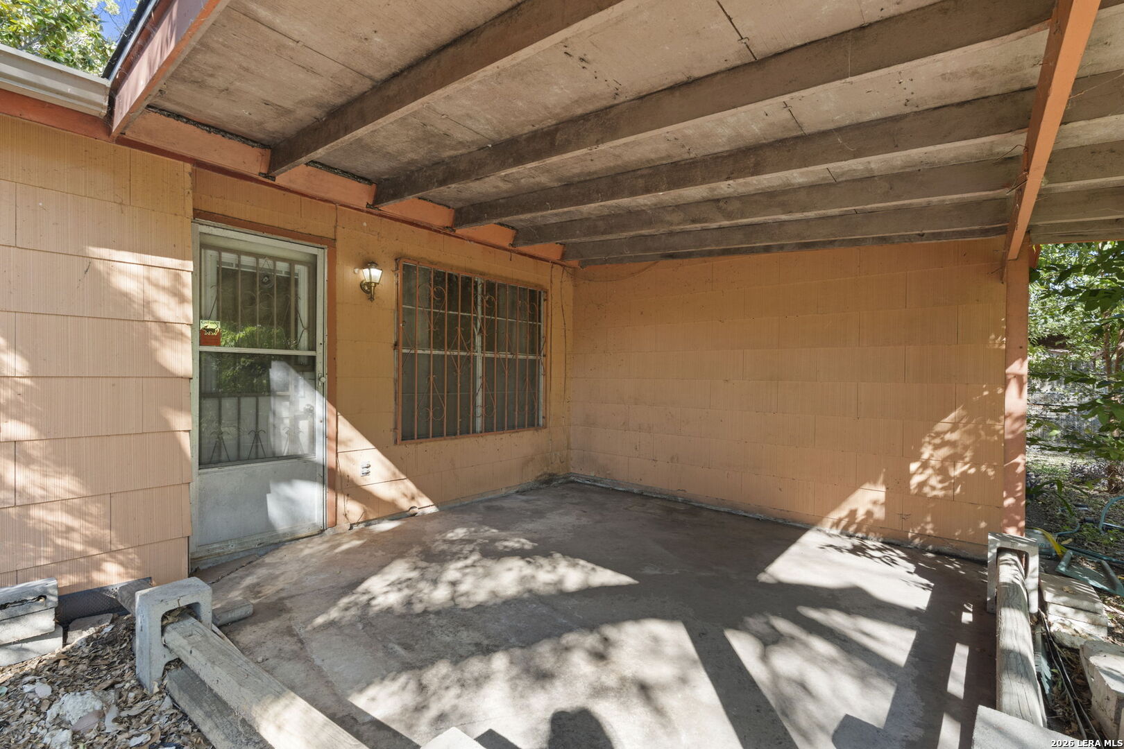 8630 Bravo Valley Street, San Antonio, TX 78227