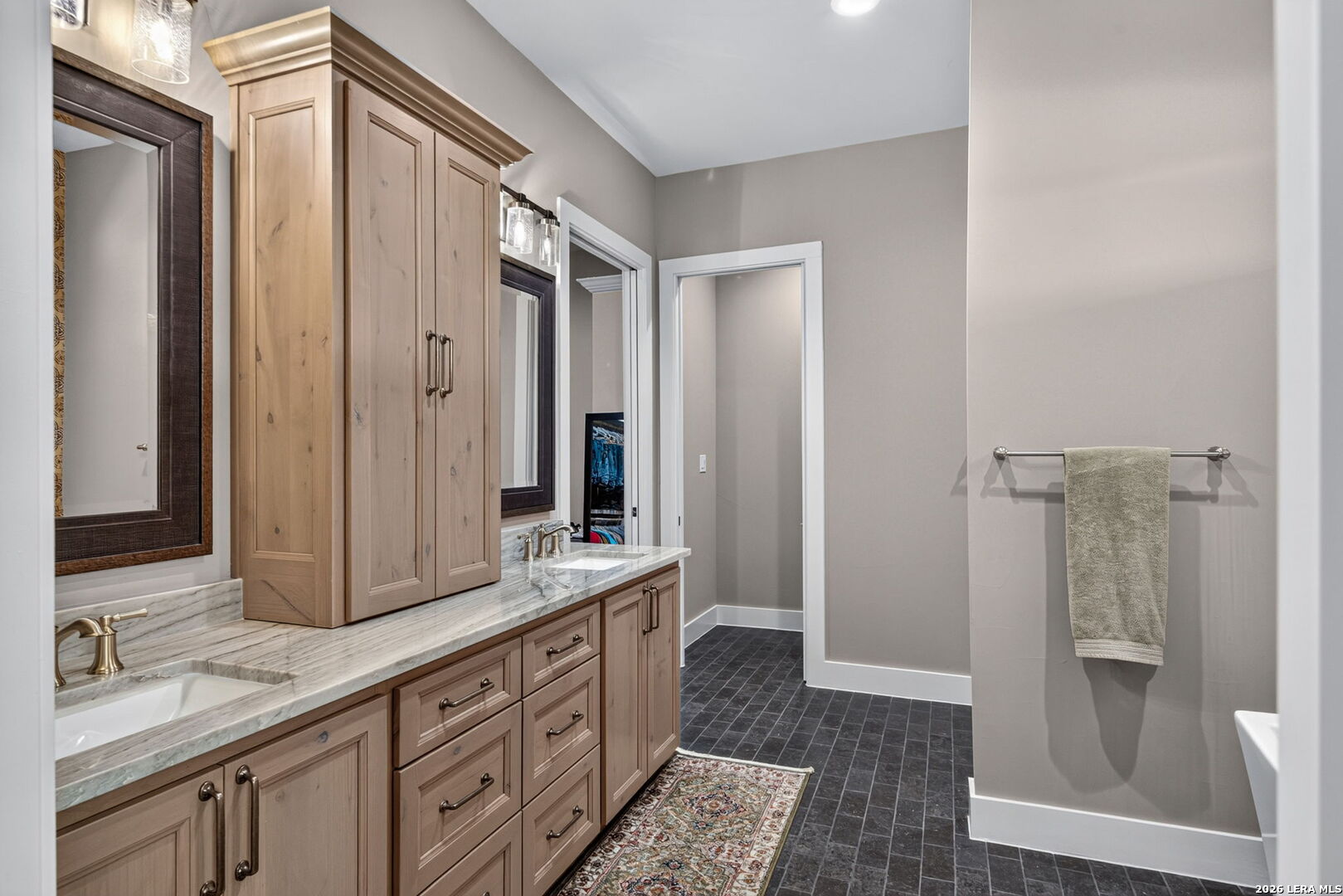 510 County Road 336, Charlotte, TX 78011