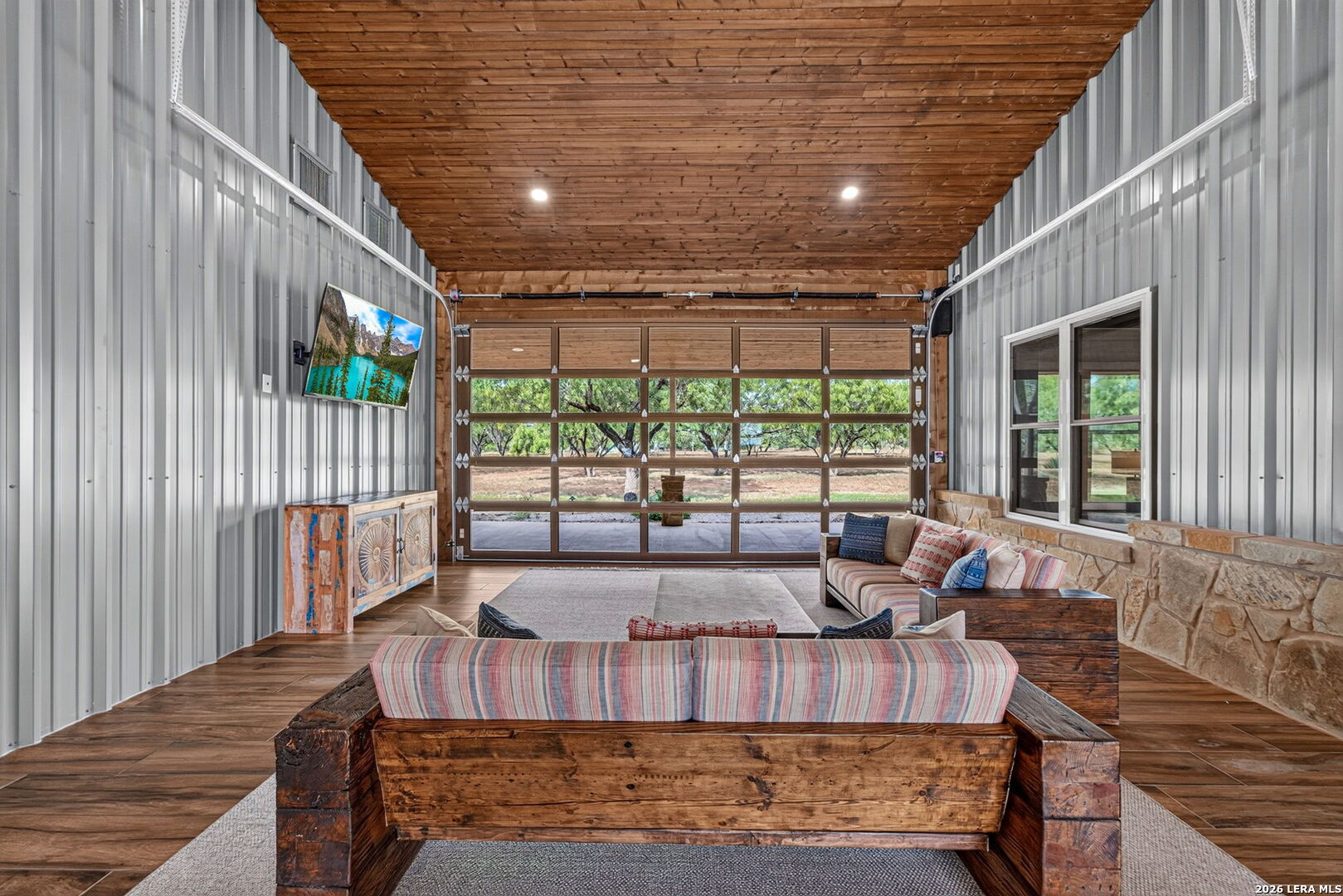510 County Road 336, Charlotte, TX 78011