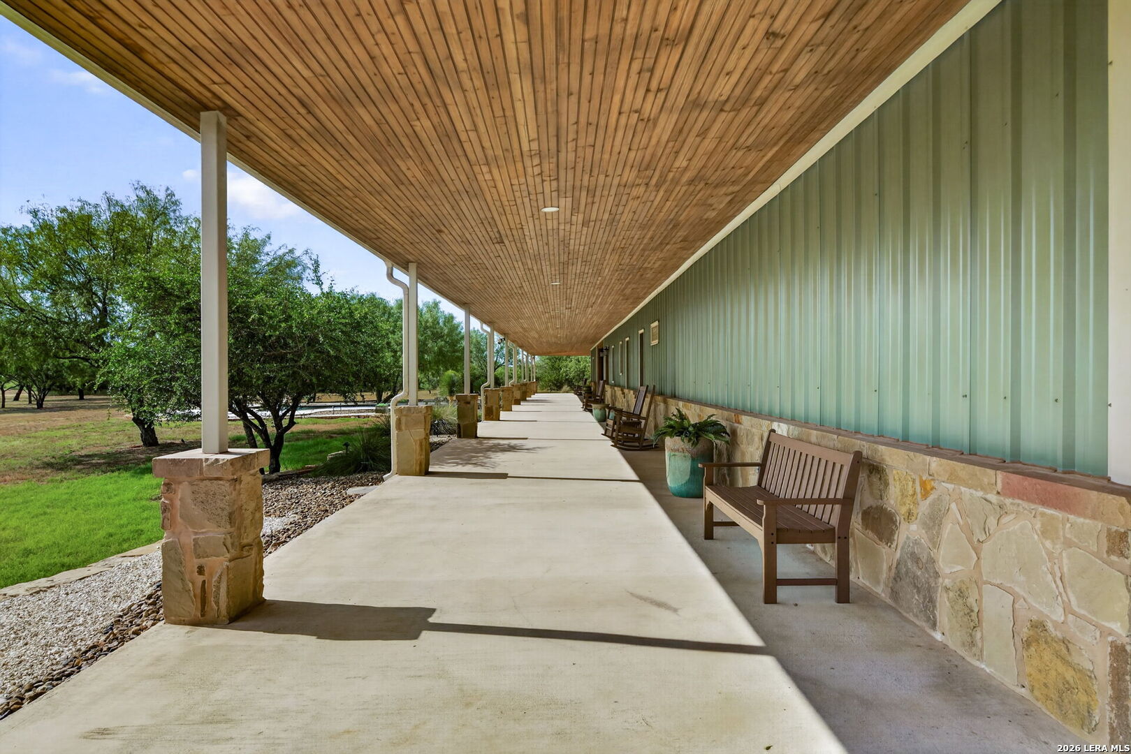 510 County Road 336, Charlotte, TX 78011