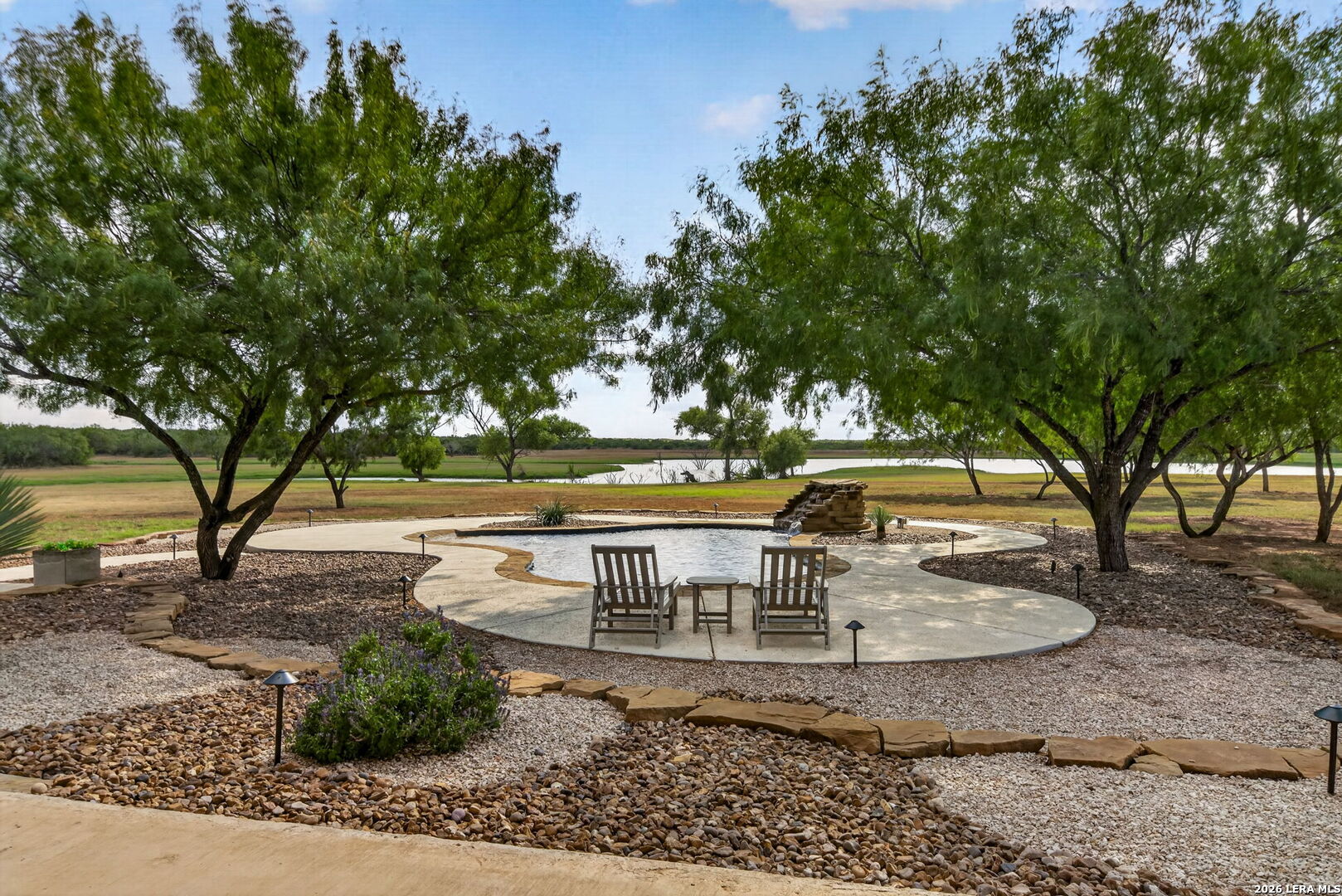 510 County Road 336, Charlotte, TX 78011