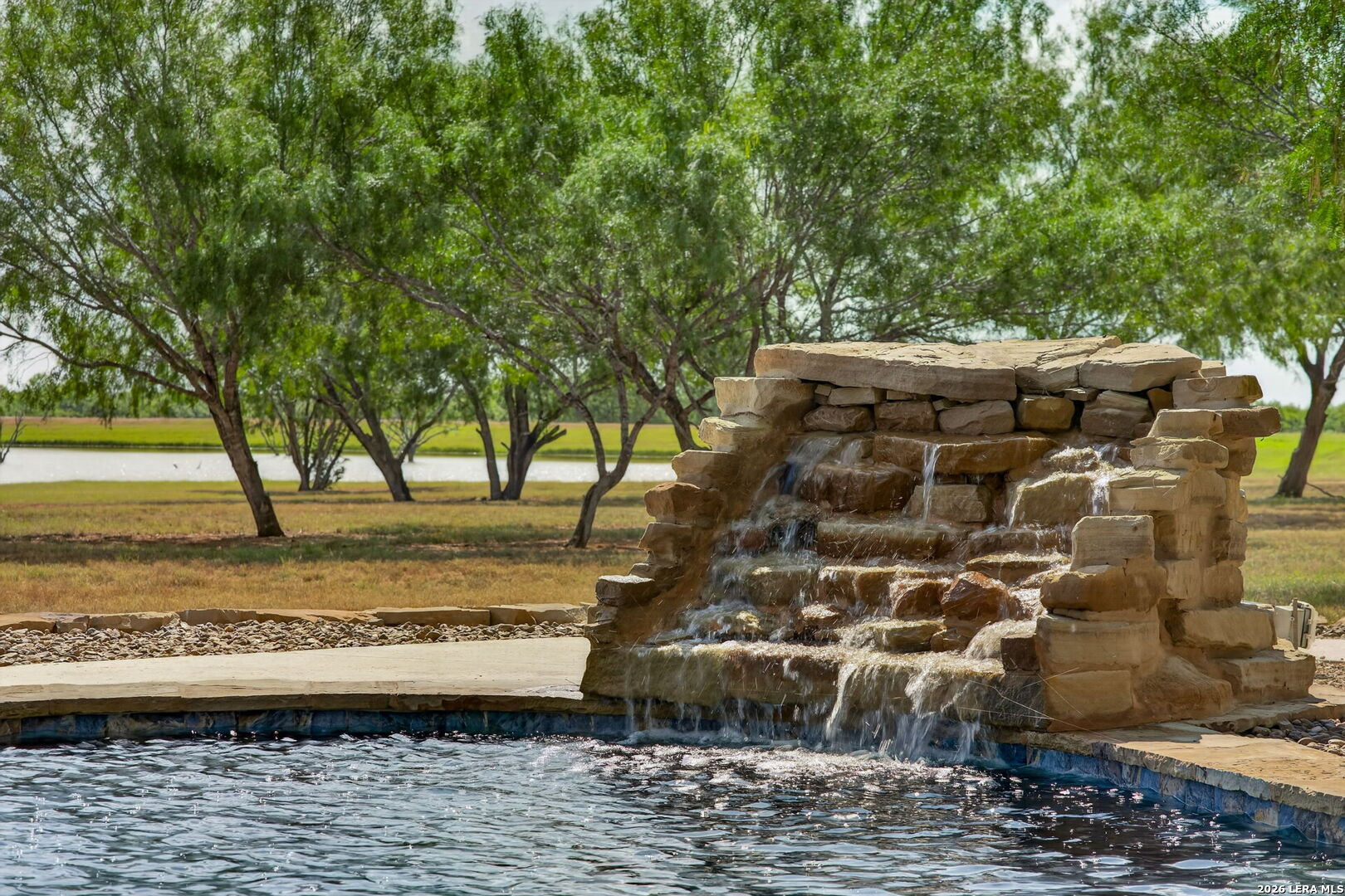 510 County Road 336, Charlotte, TX 78011