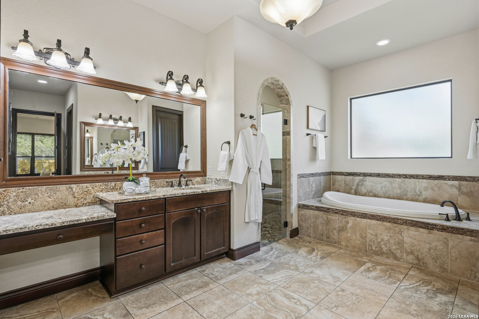 8131 Colonial Woods, Boerne, TX 78015