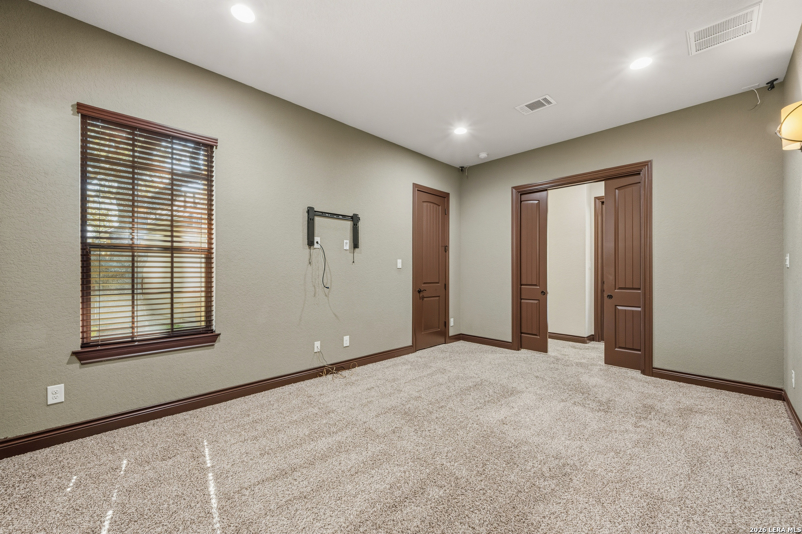 8131 Colonial Woods, Boerne, TX 78015