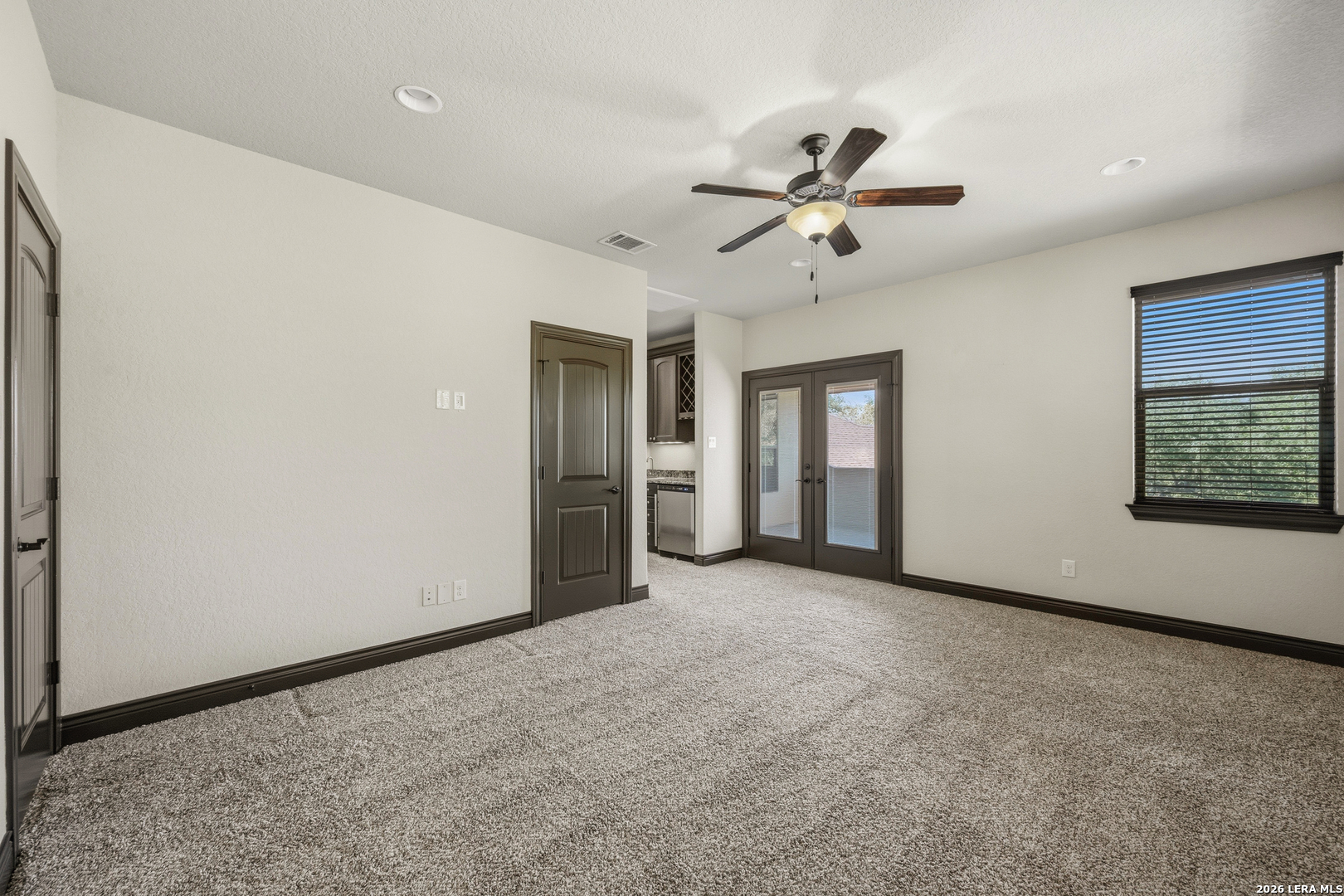 8131 Colonial Woods, Boerne, TX 78015