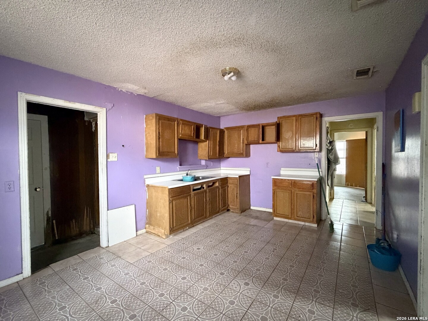 2023 BRONTE ST, San Antonio, TX 78207