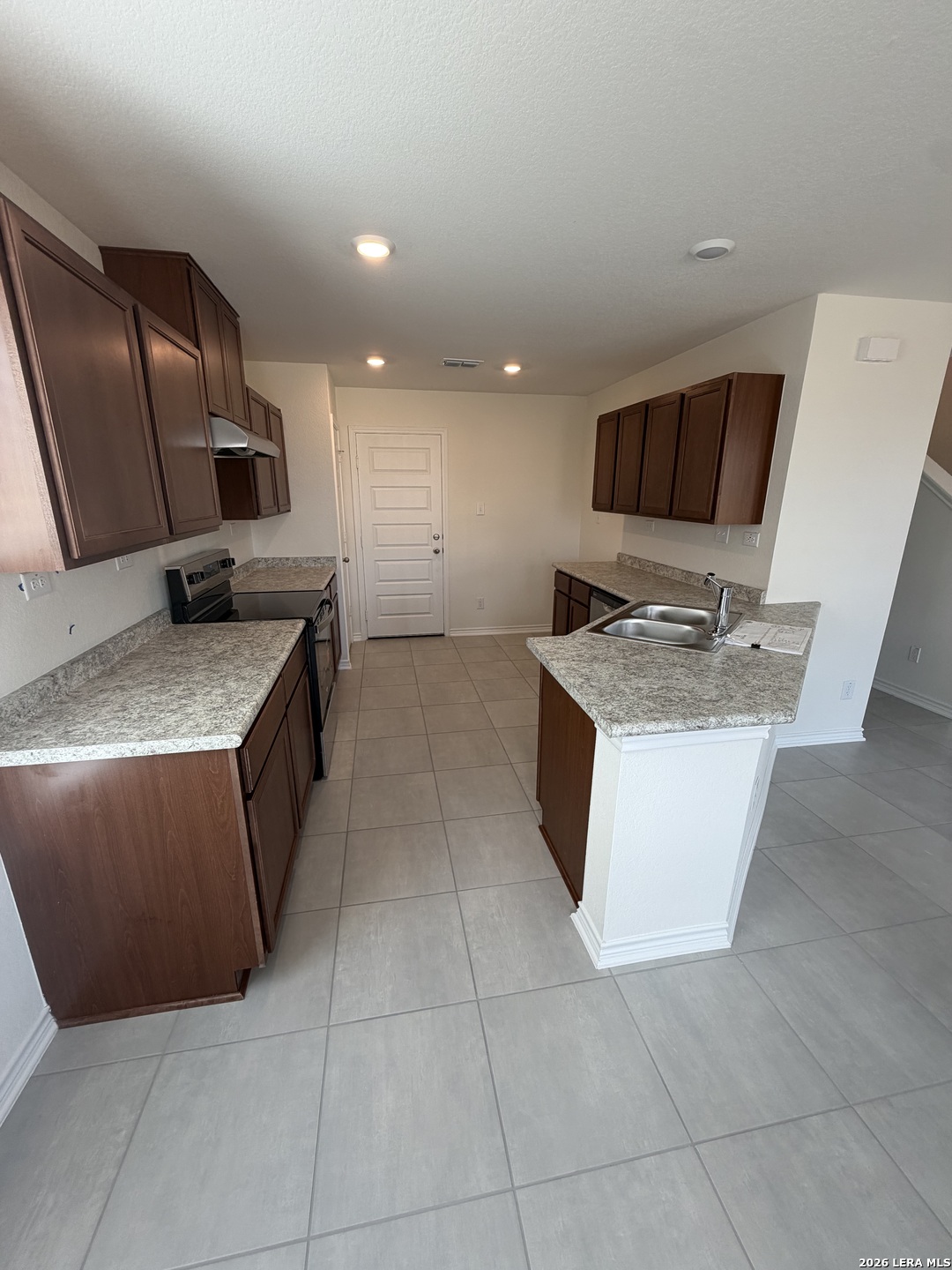 13054 Bone Dry, Von Ormy, TX 78073
