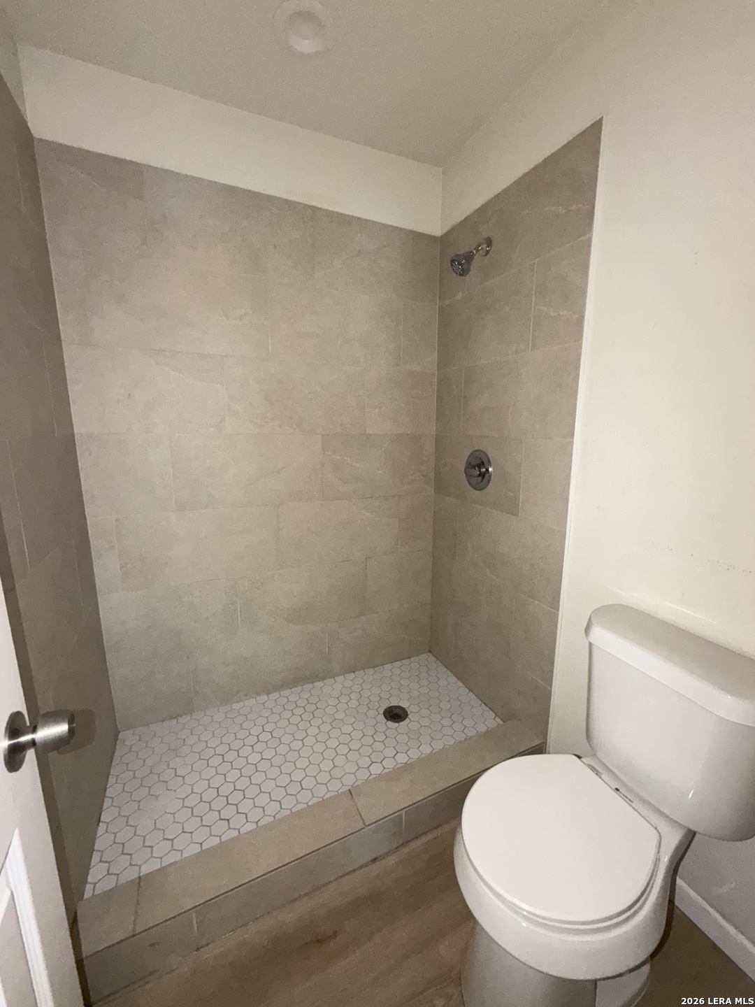 6810 HILLSIDE BLF, San Antonio, TX 78233