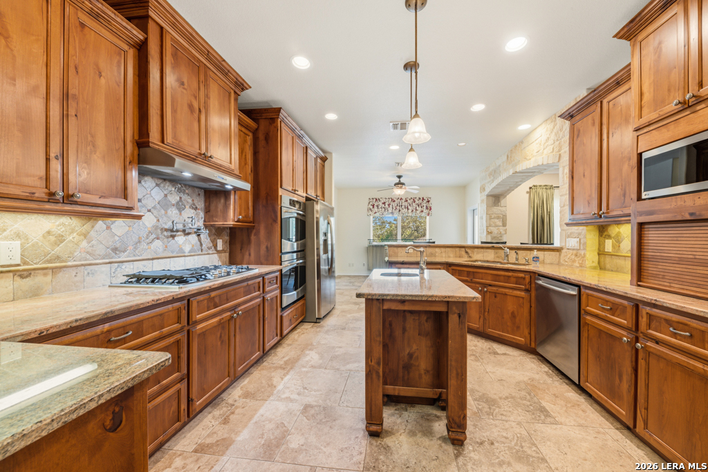331 Mystic Parkway, Spring Branch, TX 78070